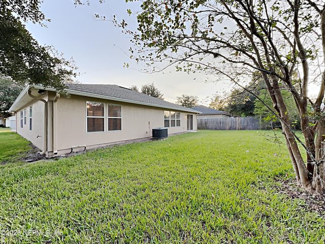 1378 SUMMIT OAKS Drive W, Jacksonville, FL 32221