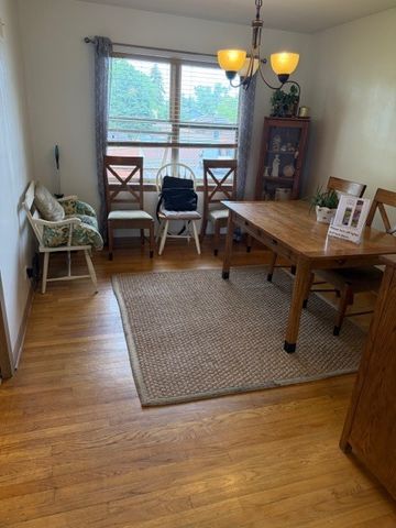 10650 W Cermak Road 2E, Westchester, IL 60154