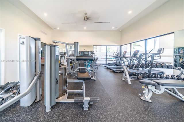 10565 W 34th Ct, Hialeah, FL 33018