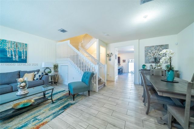 10565 W 34th Ct, Hialeah, FL 33018