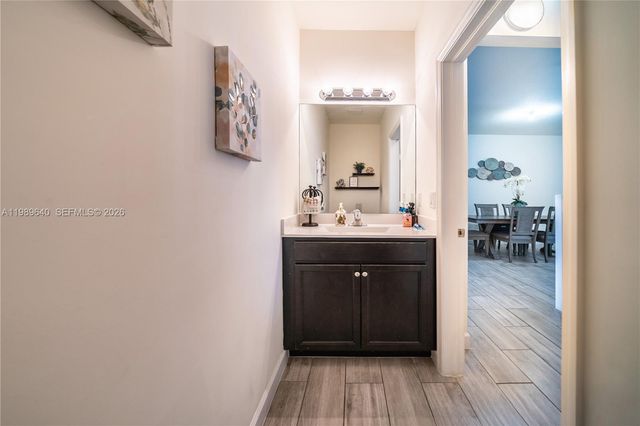 10565 W 34th Ct, Hialeah, FL 33018