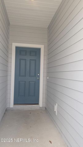 542 HOLLY LAKES Drive, Orange Park, FL 32073