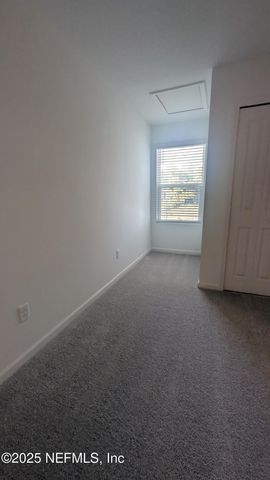 542 HOLLY LAKES Drive, Orange Park, FL 32073