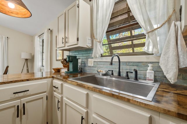 1 Onda Lane, Hot Springs Village, AR 71909