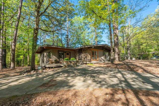 1 Onda Lane, Hot Springs Village, AR 71909