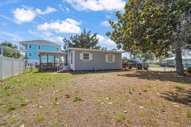 510 16th Ave. S, North Myrtle Beach, SC 29582