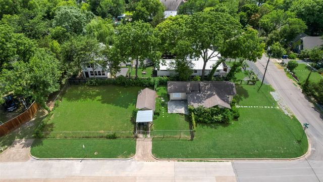 9034 Groveland Drive, Dallas, TX 75218