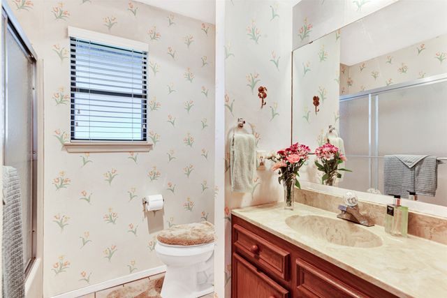 9224 County Road 915, Godley, TX 76044