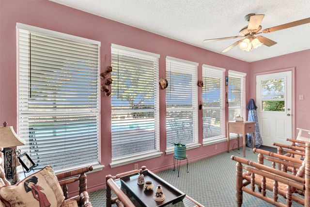 9224 County Road 915, Godley, TX 76044