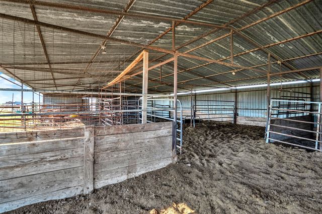 9224 County Road 915, Godley, TX 76044