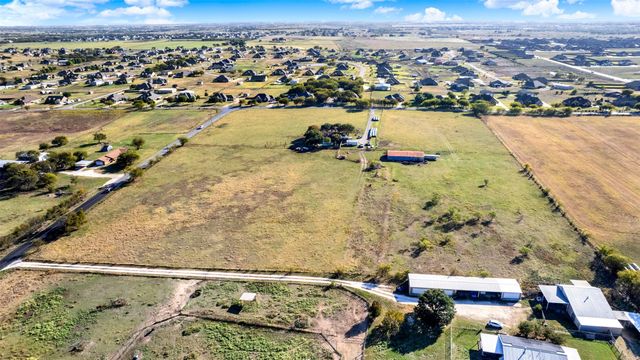 9224 County Road 915, Godley, TX 76044
