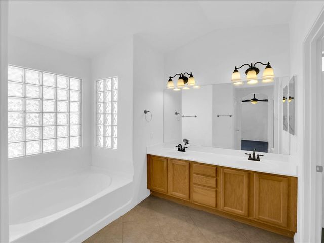 13620 N 82nd Lane, Peoria, AZ 85381