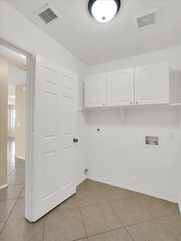 13620 N 82nd Lane, Peoria, AZ 85381