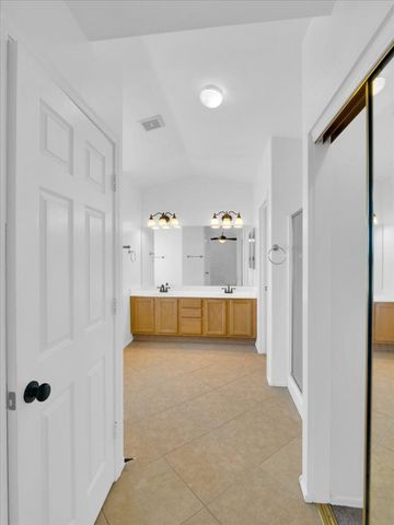 13620 N 82nd Lane, Peoria, AZ 85381