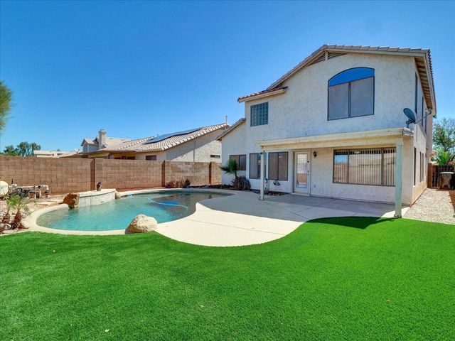 13620 N 82nd Lane, Peoria, AZ 85381