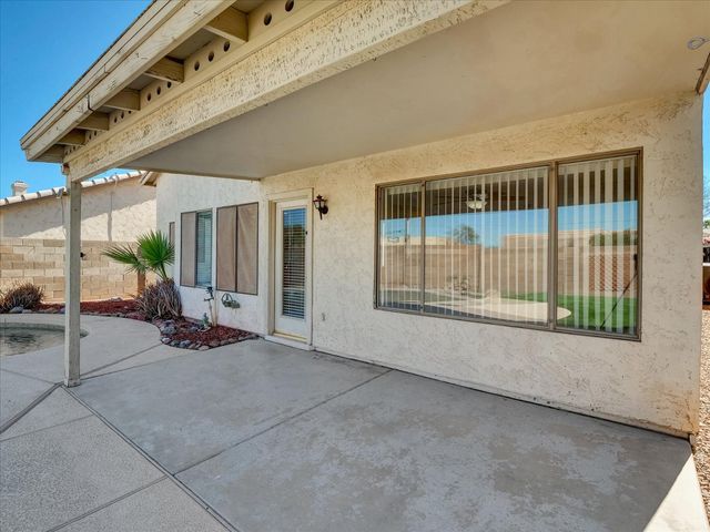 13620 N 82nd Lane, Peoria, AZ 85381