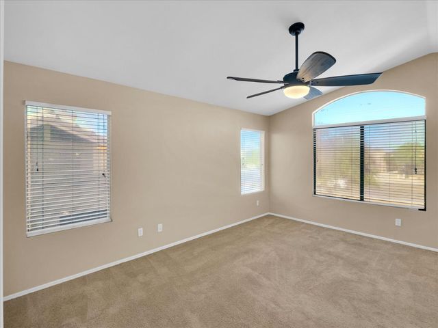 13620 N 82nd Lane, Peoria, AZ 85381