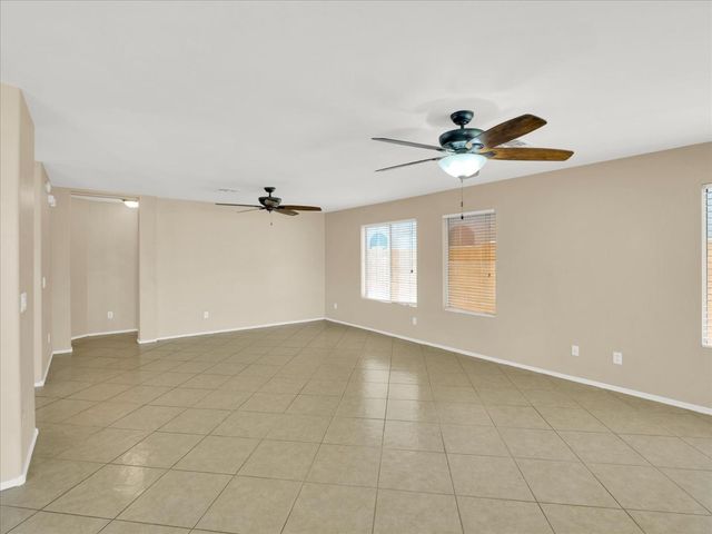 13620 N 82nd Lane, Peoria, AZ 85381