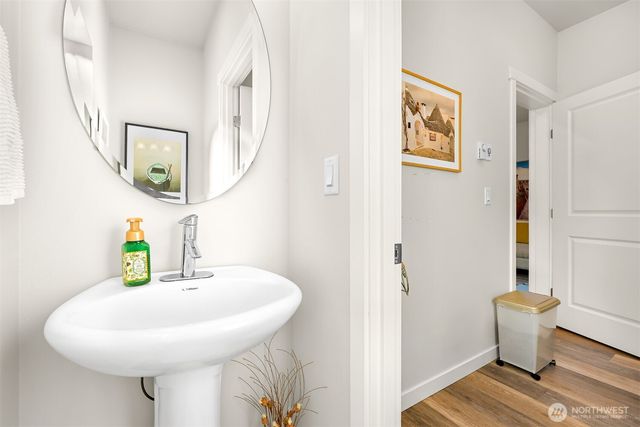 8268 Balfour Valley Lane, Maple Falls, WA 98266