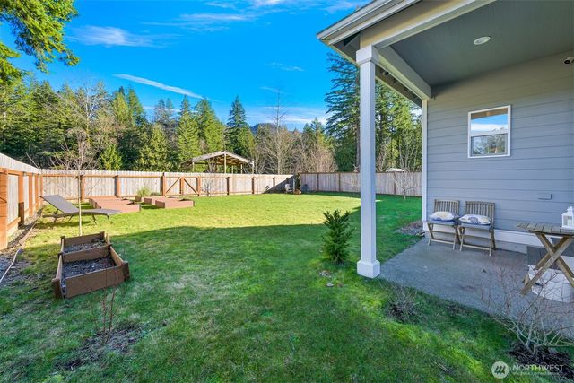 8268 Balfour Valley Lane, Maple Falls, WA 98266