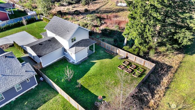 8268 Balfour Valley Lane, Maple Falls, WA 98266