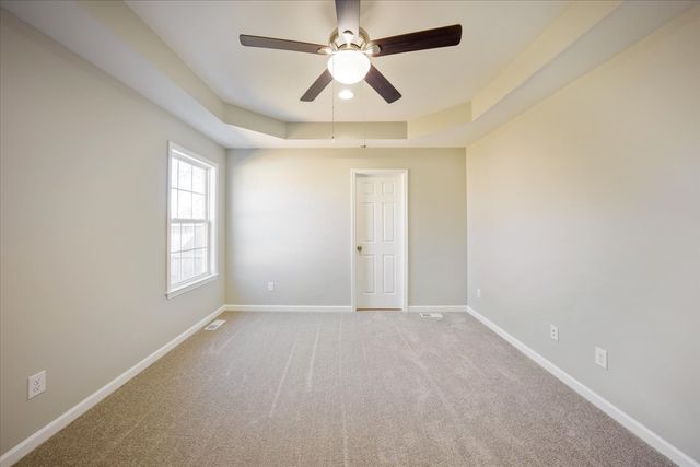 2125 Sayles Ct, Lawrenceburg, TN 38464