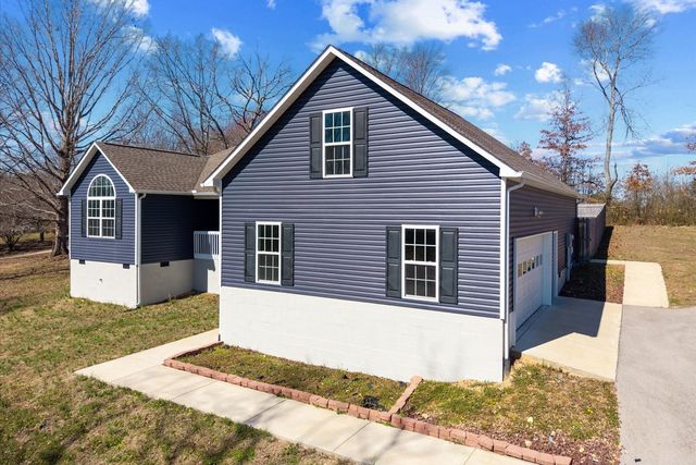 2125 Sayles Ct, Lawrenceburg, TN 38464