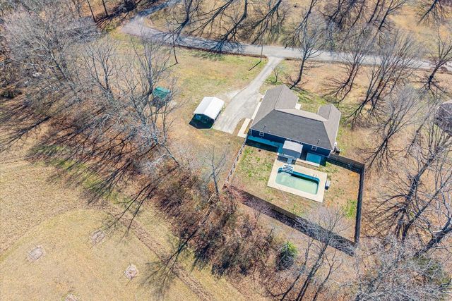 2125 Sayles Ct, Lawrenceburg, TN 38464