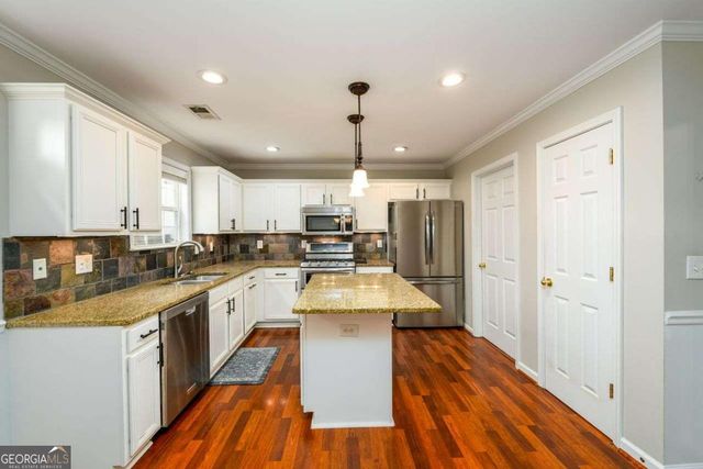 2190 Highland Gate Drive, Cumming, GA 30040