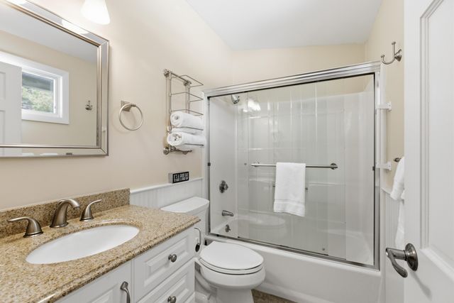 132 Shore Road 28, North Truro, MA 02652