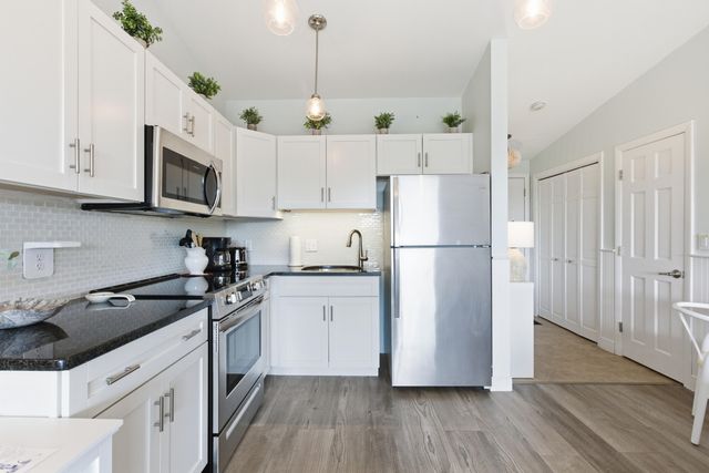 132 Shore Road 28, North Truro, MA 02652