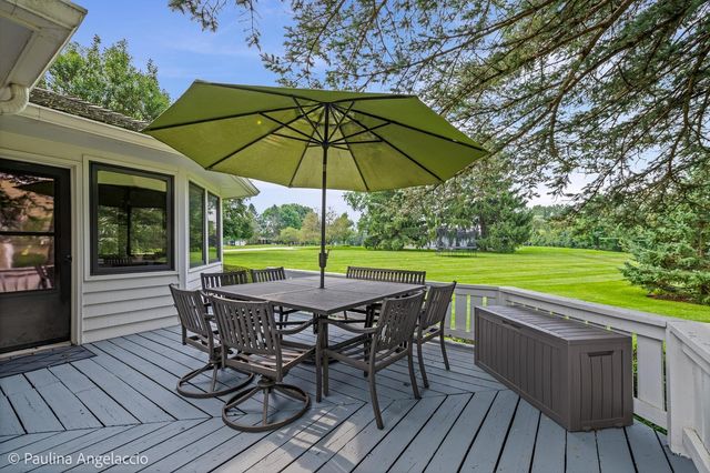 23255 W Fairview Drive, Deer Park, IL 60010