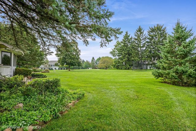 23255 W Fairview Drive, Deer Park, IL 60010