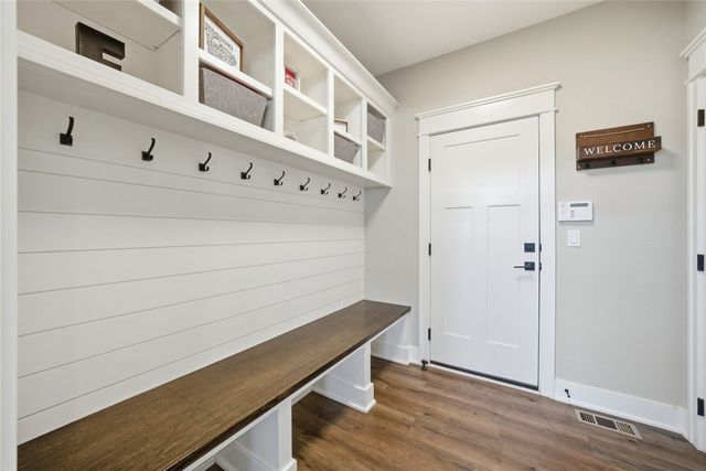 8656 NE 102nd Avenue, Bondurant, IA 50035