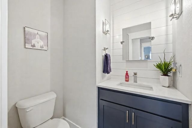 8656 NE 102nd Avenue, Bondurant, IA 50035