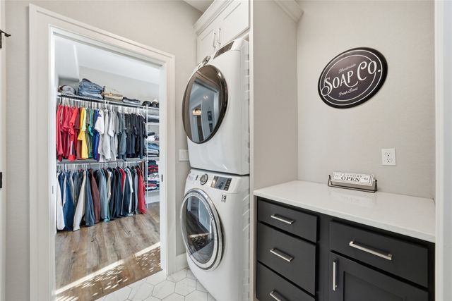 8656 NE 102nd Avenue, Bondurant, IA 50035