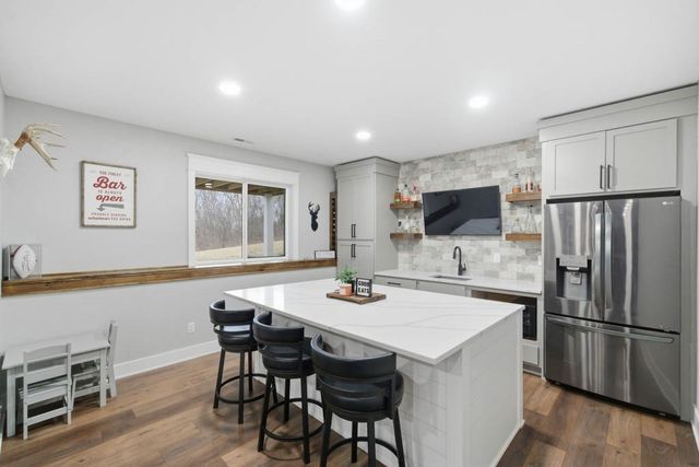 8656 NE 102nd Avenue, Bondurant, IA 50035