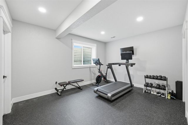 8656 NE 102nd Avenue, Bondurant, IA 50035