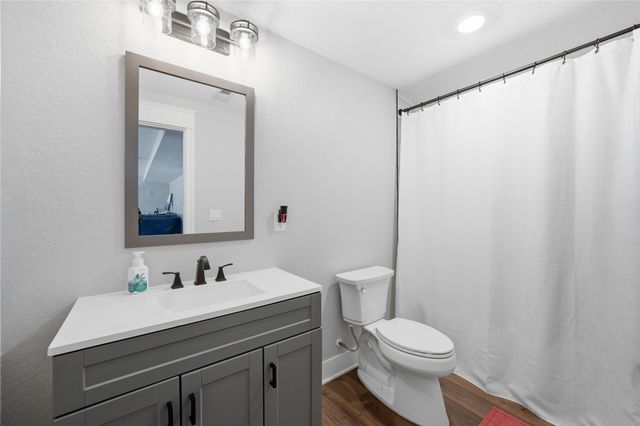 8656 NE 102nd Avenue, Bondurant, IA 50035