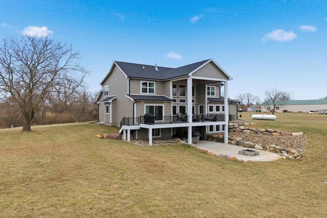 8656 NE 102nd Avenue, Bondurant, IA 50035