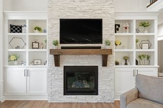 8656 NE 102nd Avenue, Bondurant, IA 50035