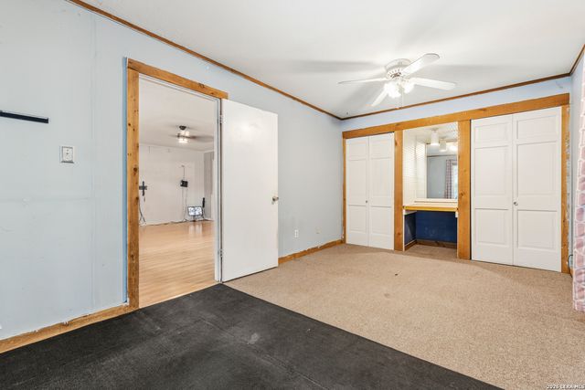 517 Uhland Rd, San Marcos, TX 78666
