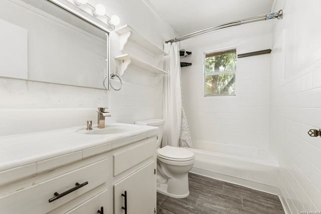 517 Uhland Rd, San Marcos, TX 78666