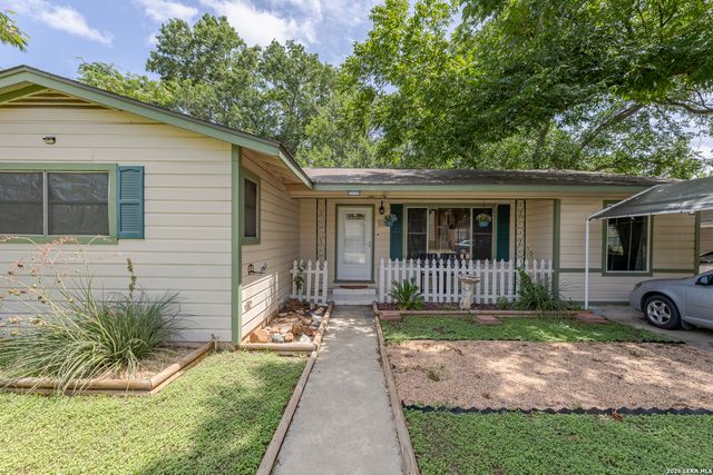 517 Uhland Rd, San Marcos, TX 78666