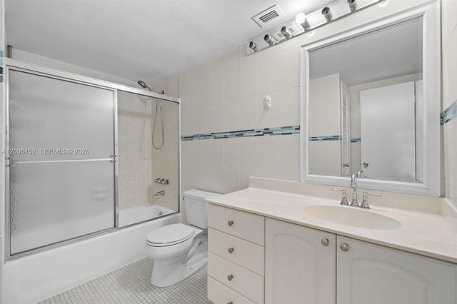 19390 Collins Avenue 1410, Sunny Isles Beach, FL 33160
