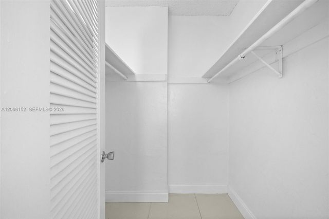 19390 Collins Avenue 1410, Sunny Isles Beach, FL 33160
