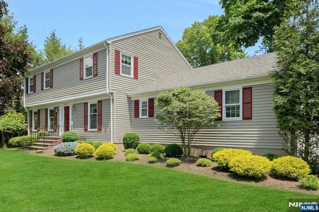 111 Dean Street, Harrington Park, NJ 07640