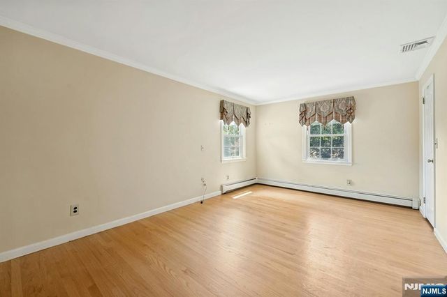 111 Dean Street, Harrington Park, NJ 07640