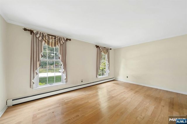 111 Dean Street, Harrington Park, NJ 07640