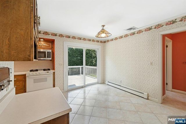 111 Dean Street, Harrington Park, NJ 07640